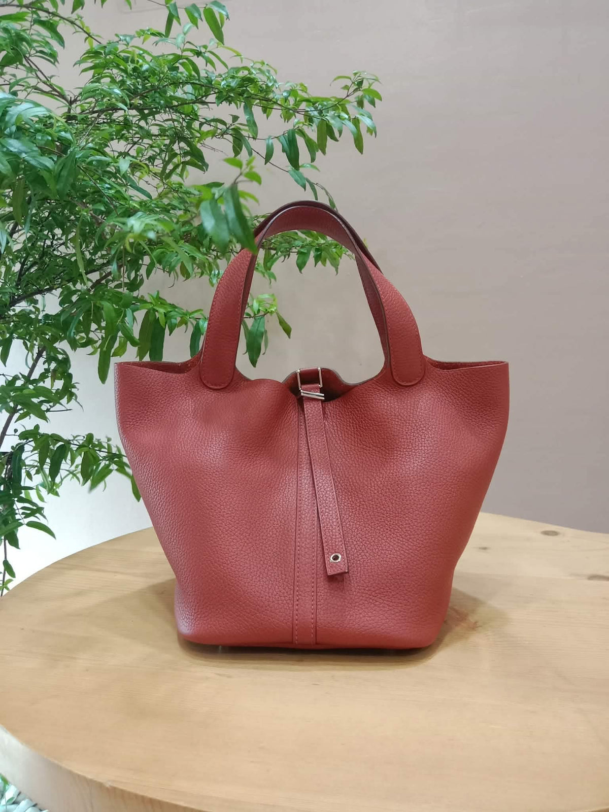 Hermes Picotin 22 Clemence Brique Stamp Y 2020