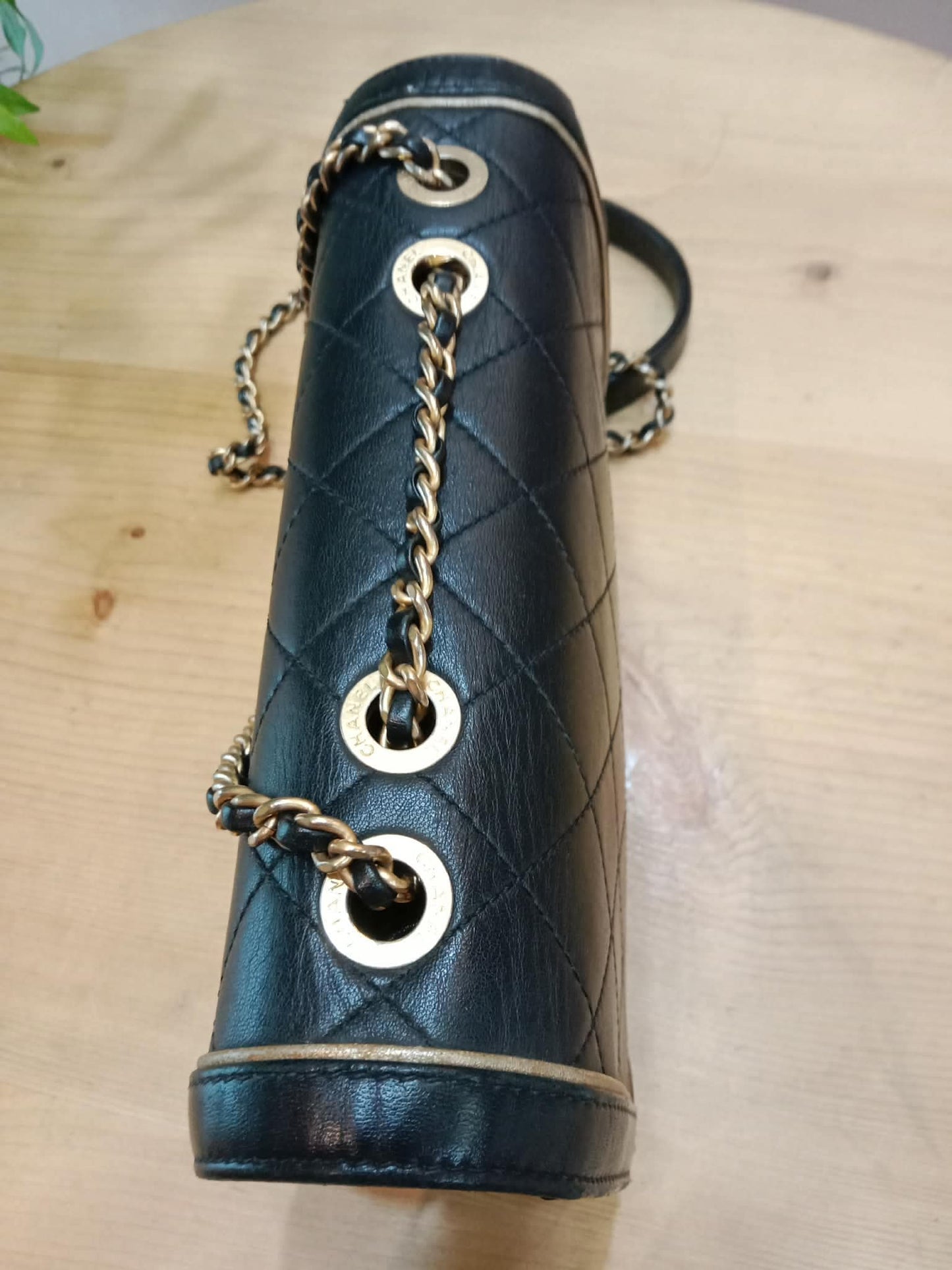 Chanel CC Crossing Leather Chain Shoulder Bag Lambskin Series 23