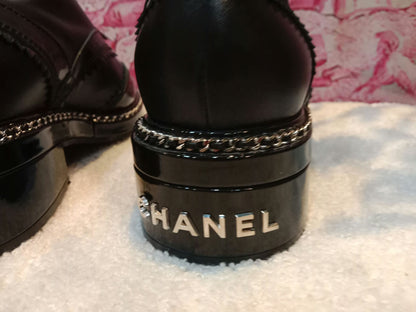 Chanel Black Patent Calfskin CC Brogue Lace-Up Oxford Size 38
