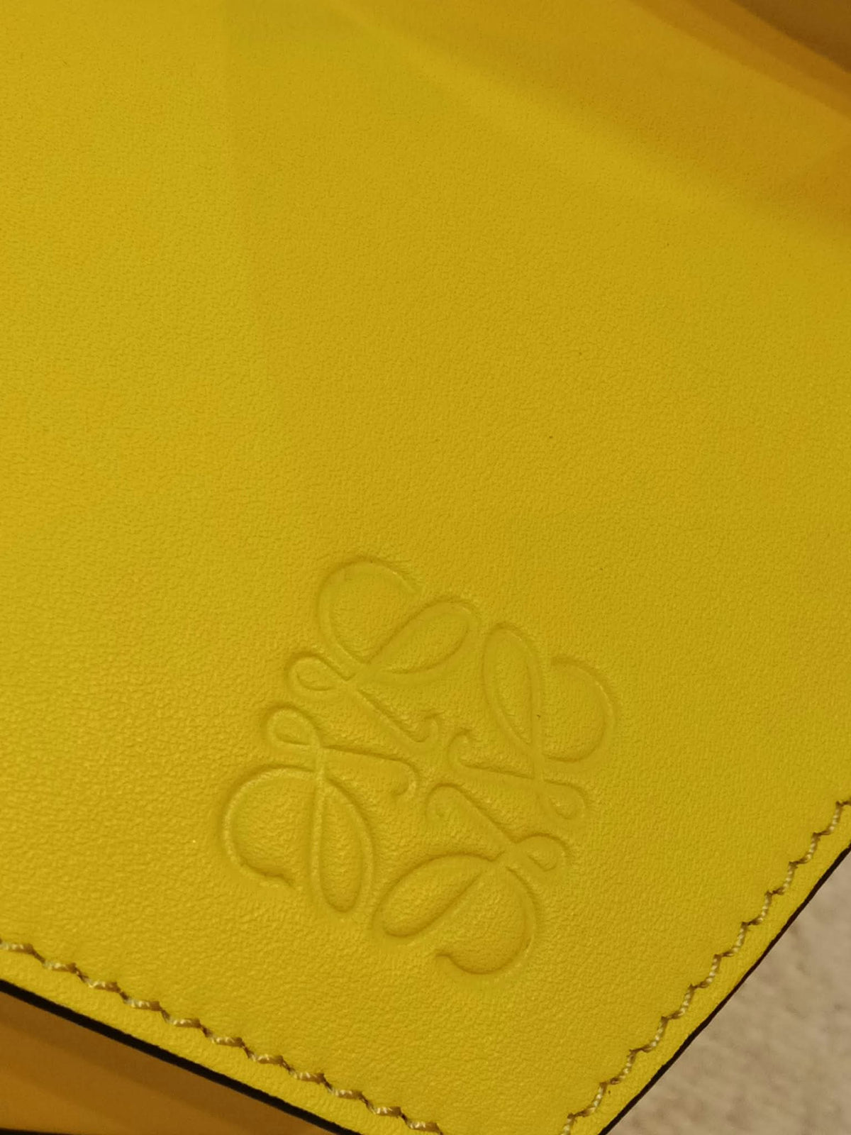 Loewe Bolso Puzzle Hobo Lemon