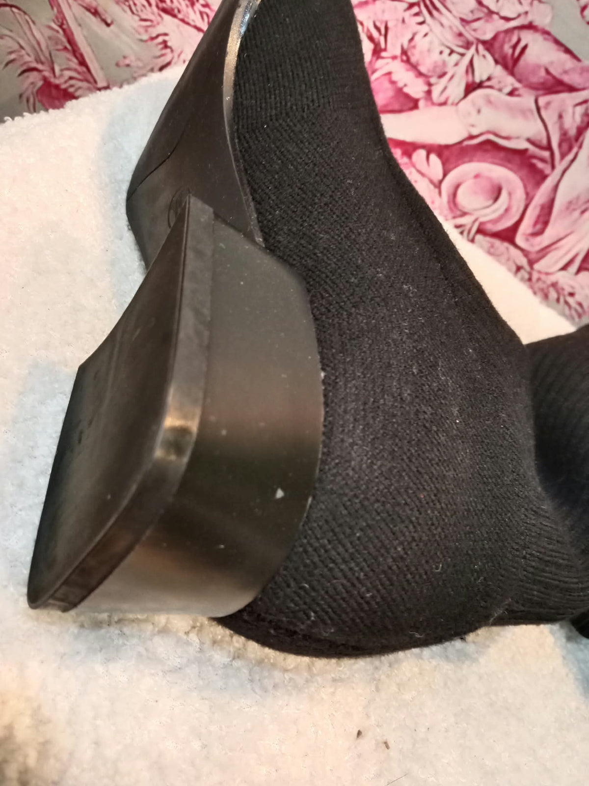 VIVAIA Knit Knee-High Sock Boots Black Size 37 (24)
