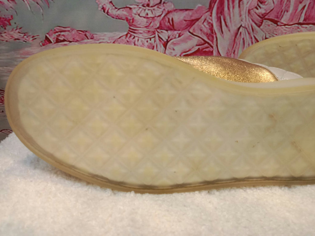 Chanel Interlocking CC Logo Metallic Gold/Beige Lace-up Sneakers with Black Cap Toe Size 35