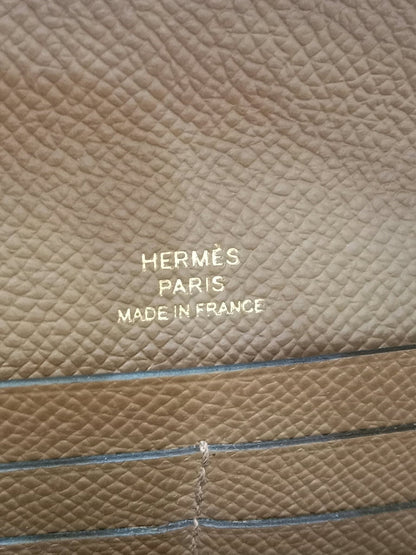 Hermes Maillon Chaine d'Ancre To Go Wallet Epsom Gold on Gold Stamp W 2024