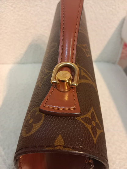 Louis Vuitton Monceau Shoulder Bag