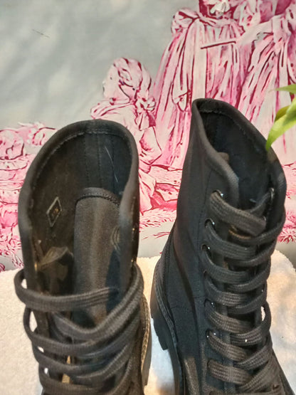 Celine Bulky Laced Up Boots Nylon/Shiny Bull Black Size 37.5