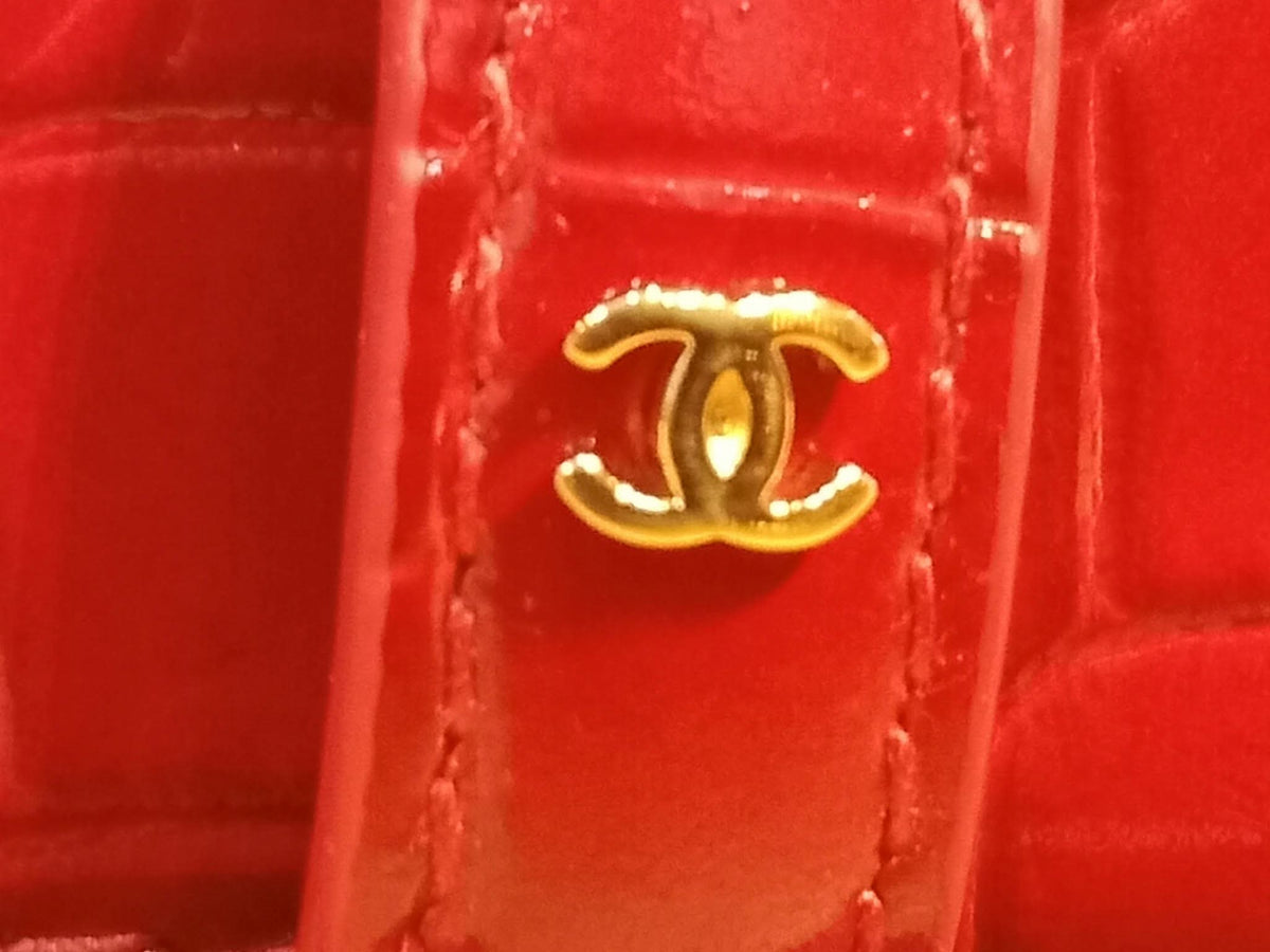 Chanel Crocodile Embossed Calfskin & Metal Belt Dark Red Brandnew