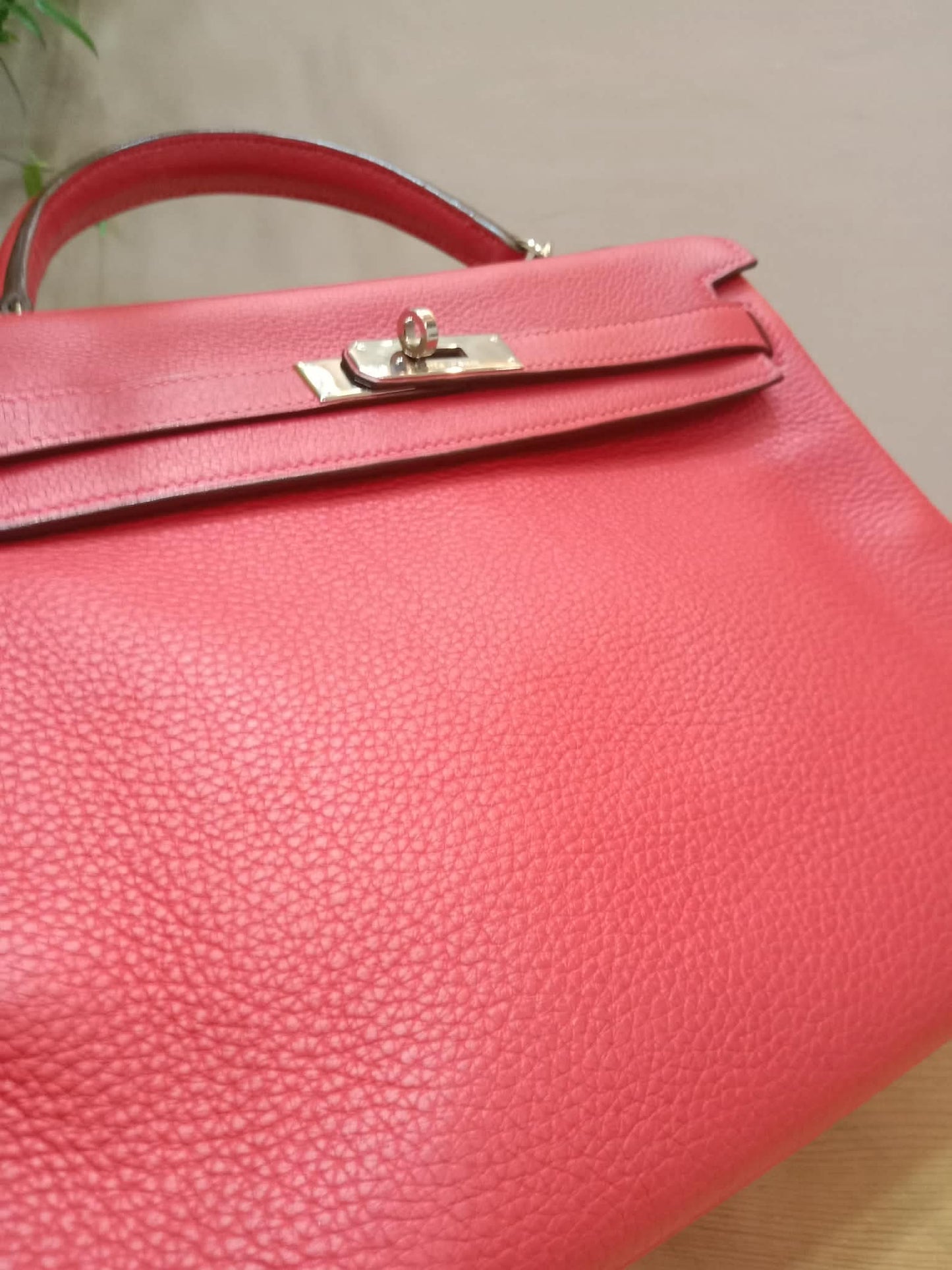 Hermes Kelly 32 Rouge Casaque Togo Stamp I Square 2005