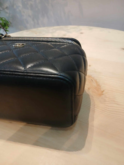 Chanel Vanity Case Black Lambskin Series 31