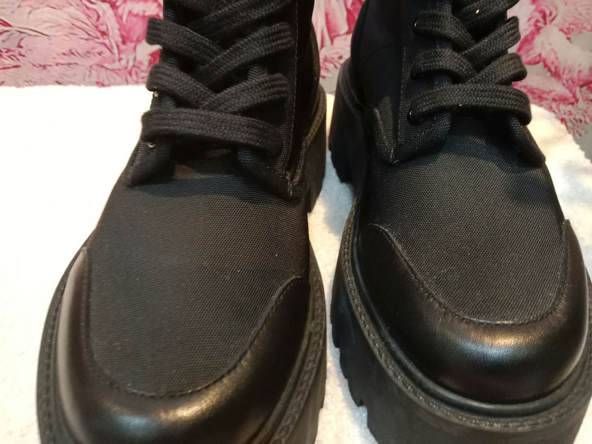 Celine Bulky Laced Up Boots Nylon/Shiny Bull Black Size 37.5