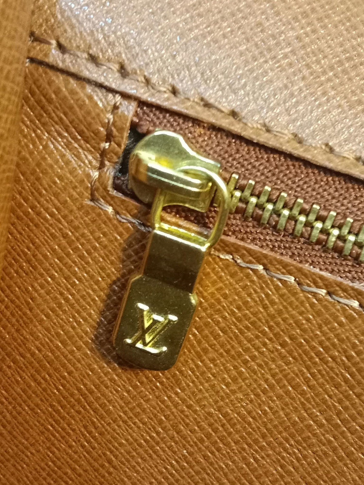 Louis Vuitton Monceau Shoulder Bag