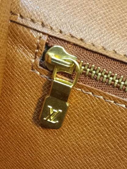 Louis Vuitton Monceau Shoulder Bag