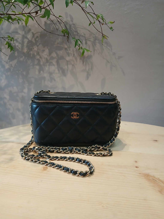 Chanel Vanity Case Black Lambskin Series 31