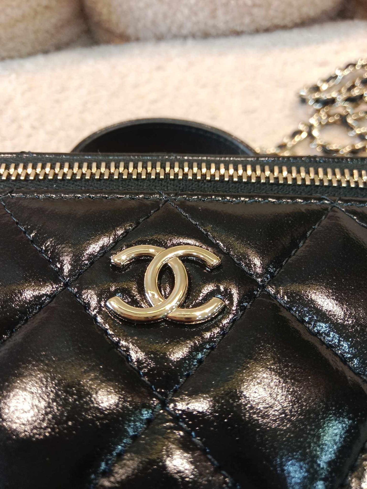 Chanel Small Vanity Glazed Calfskin Chain Shoulder Black Microchipped Fullset