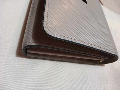 Louis Vuitton Twist Taupe Epi Wallet
