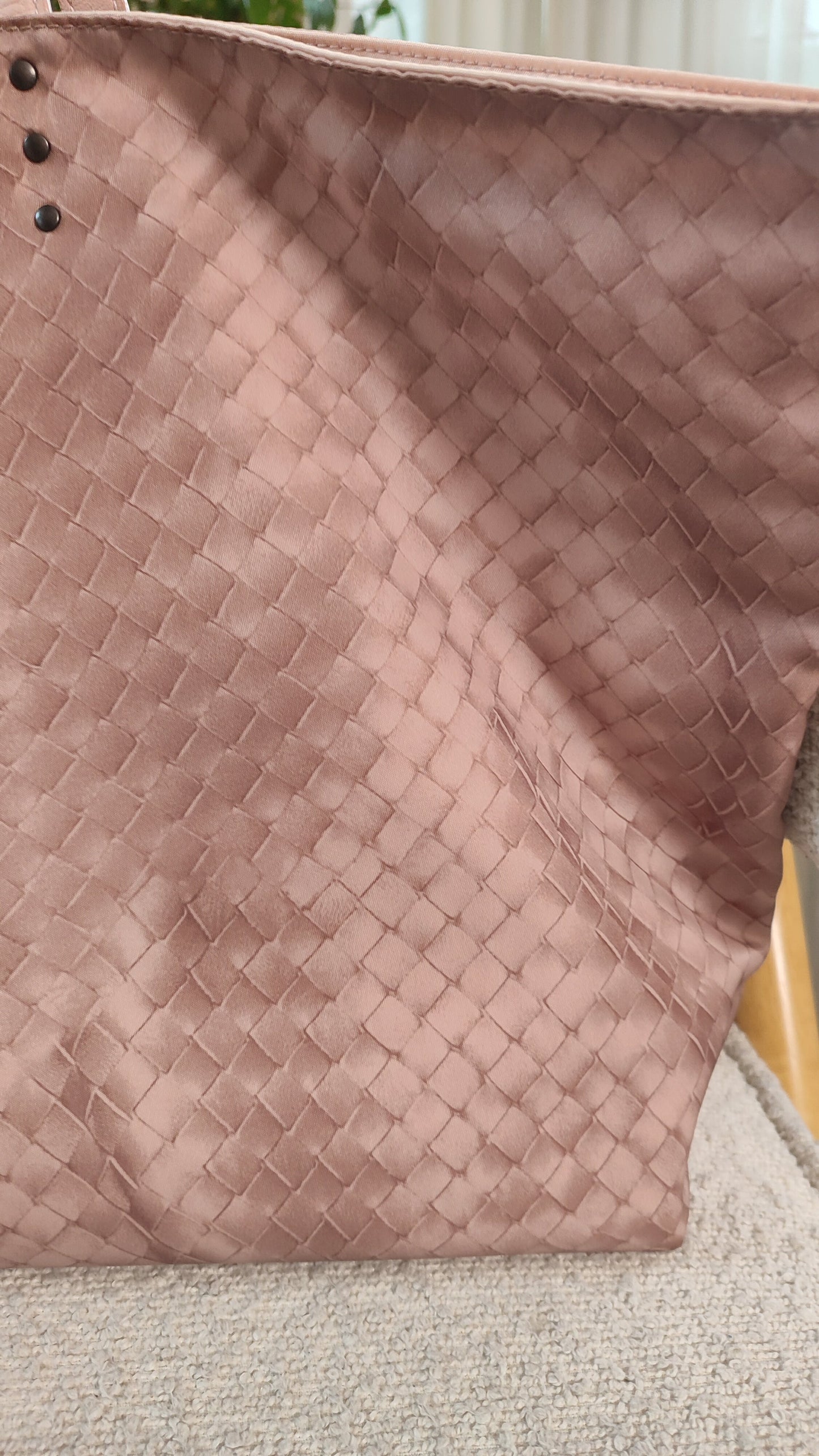Bottega Veneta Intrecciolusion Tote Bag Pink