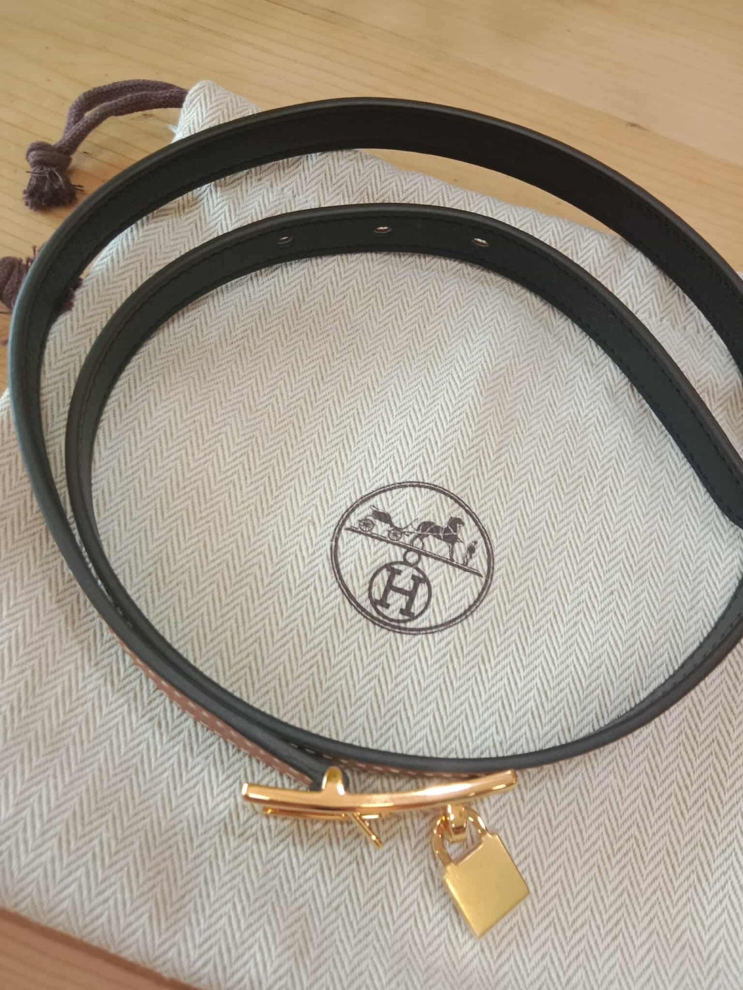 Hermes Lucky 15 Reversible Belt Swift/Epsom Gold/Noir Stamp Z 2021