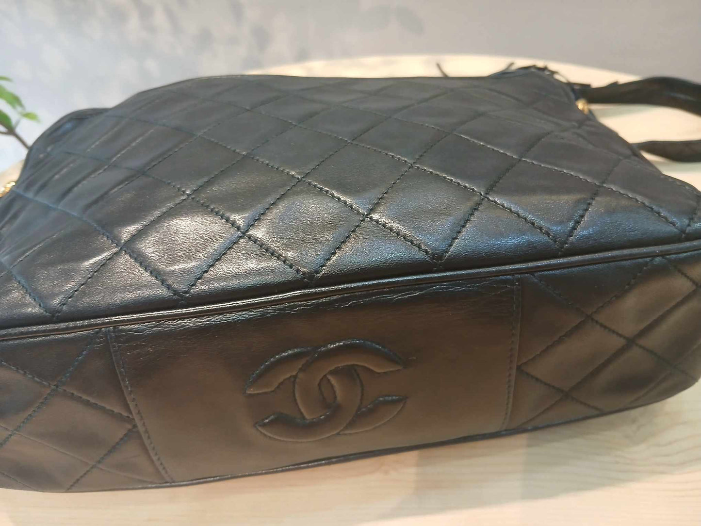 Chanel Vintage Shoulder Bag Lambskin Black Series 2