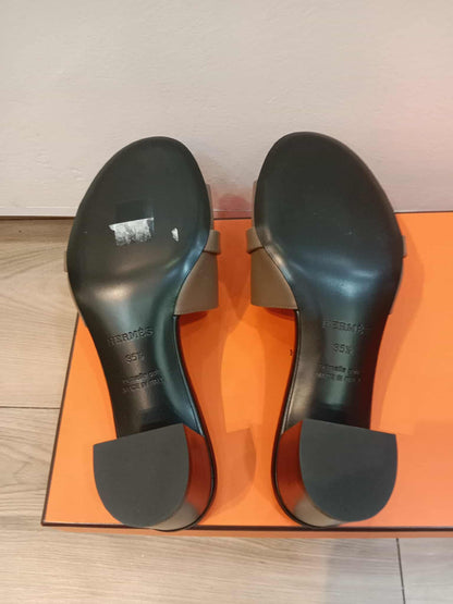 Hermes Kelly Sandals Etain Size 35.5