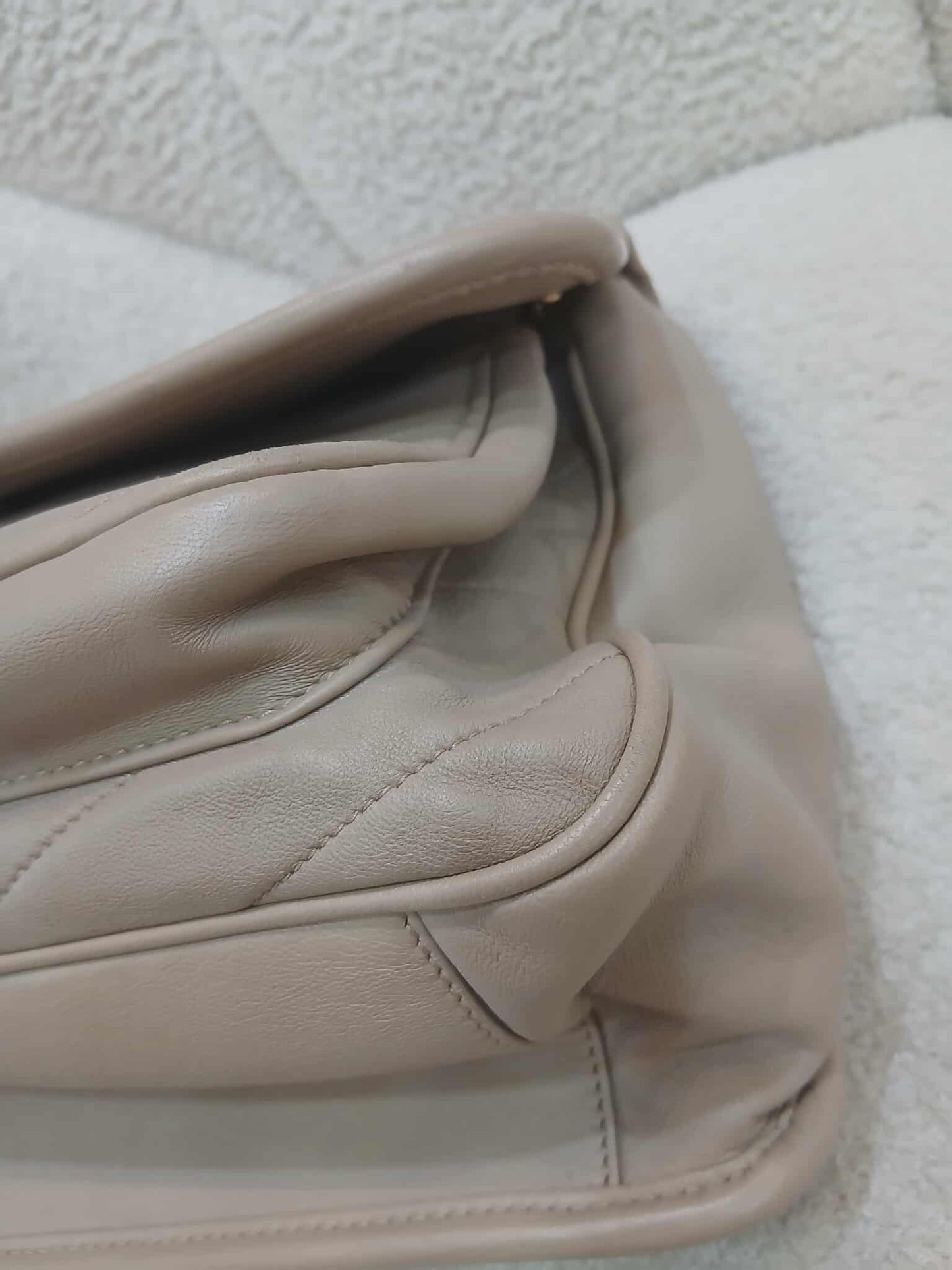 Saint Laurent Niki Leather Beige Bag