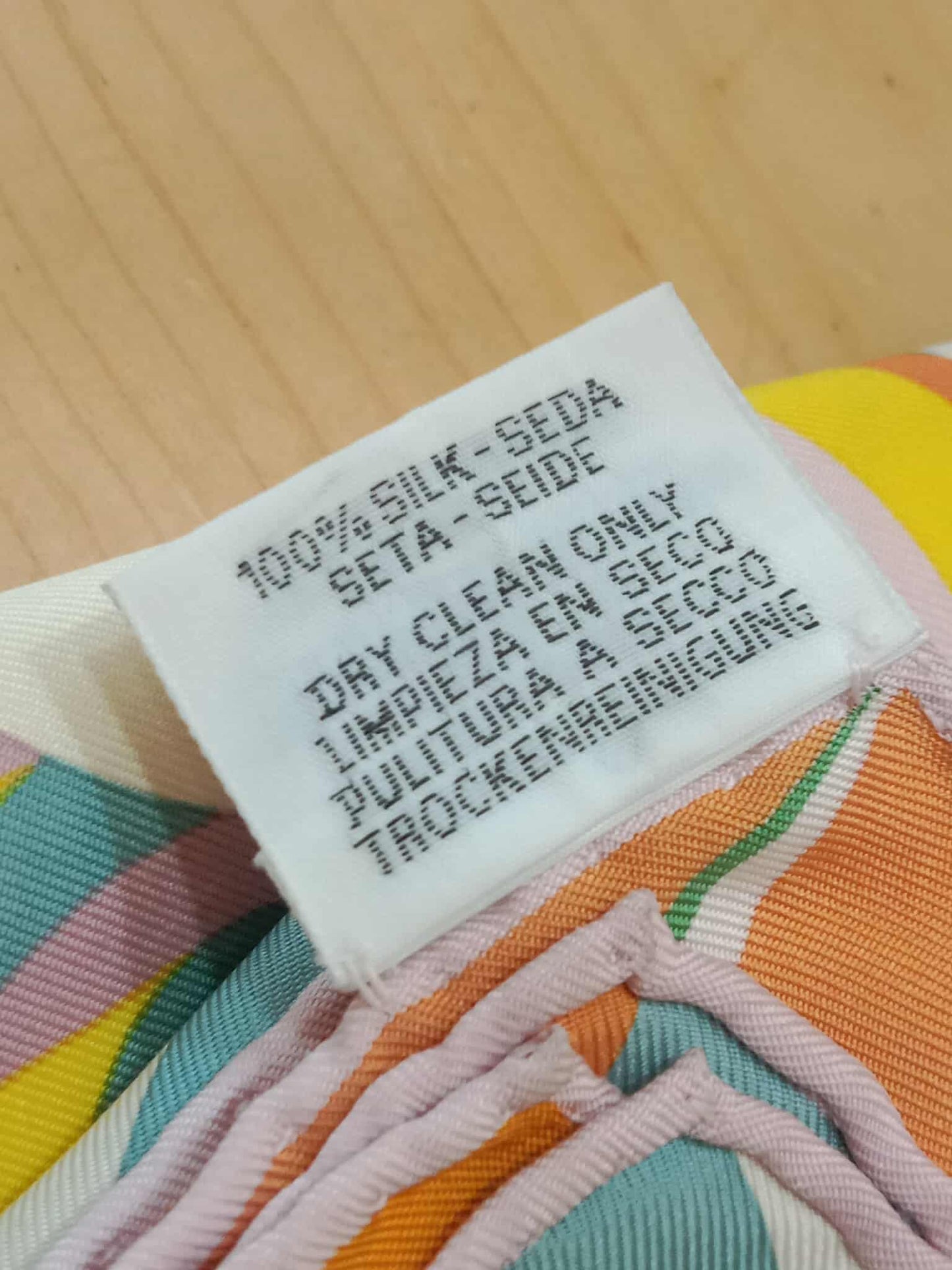 Hermes Carre 90 "Le Reve de Julia" Silk Scarf