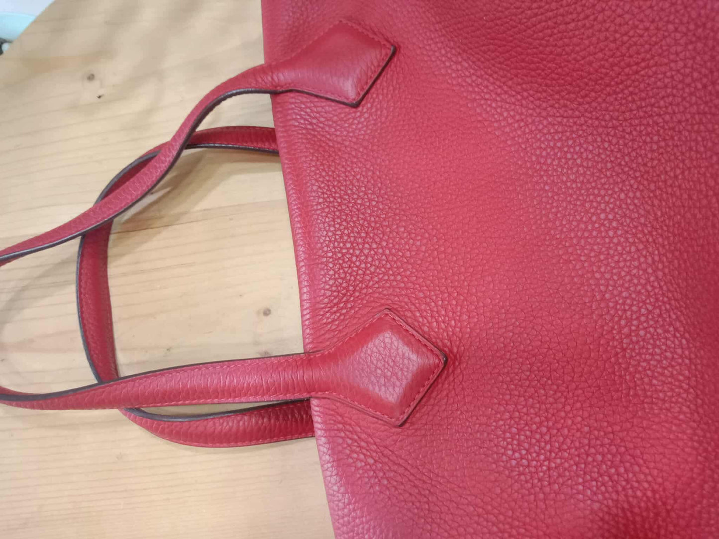 Hermes Victoria 43 Clemence Red Stamp R 2014