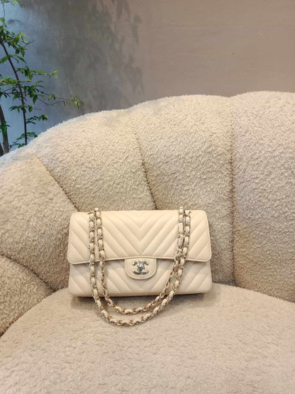 Chanel Timeless Classic Chevron Medium Beige Series 31