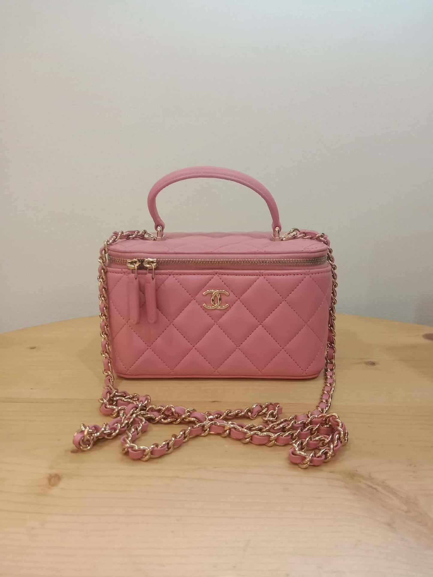 Chanel Vanity Tophandle Lambskin Pink Microchipped