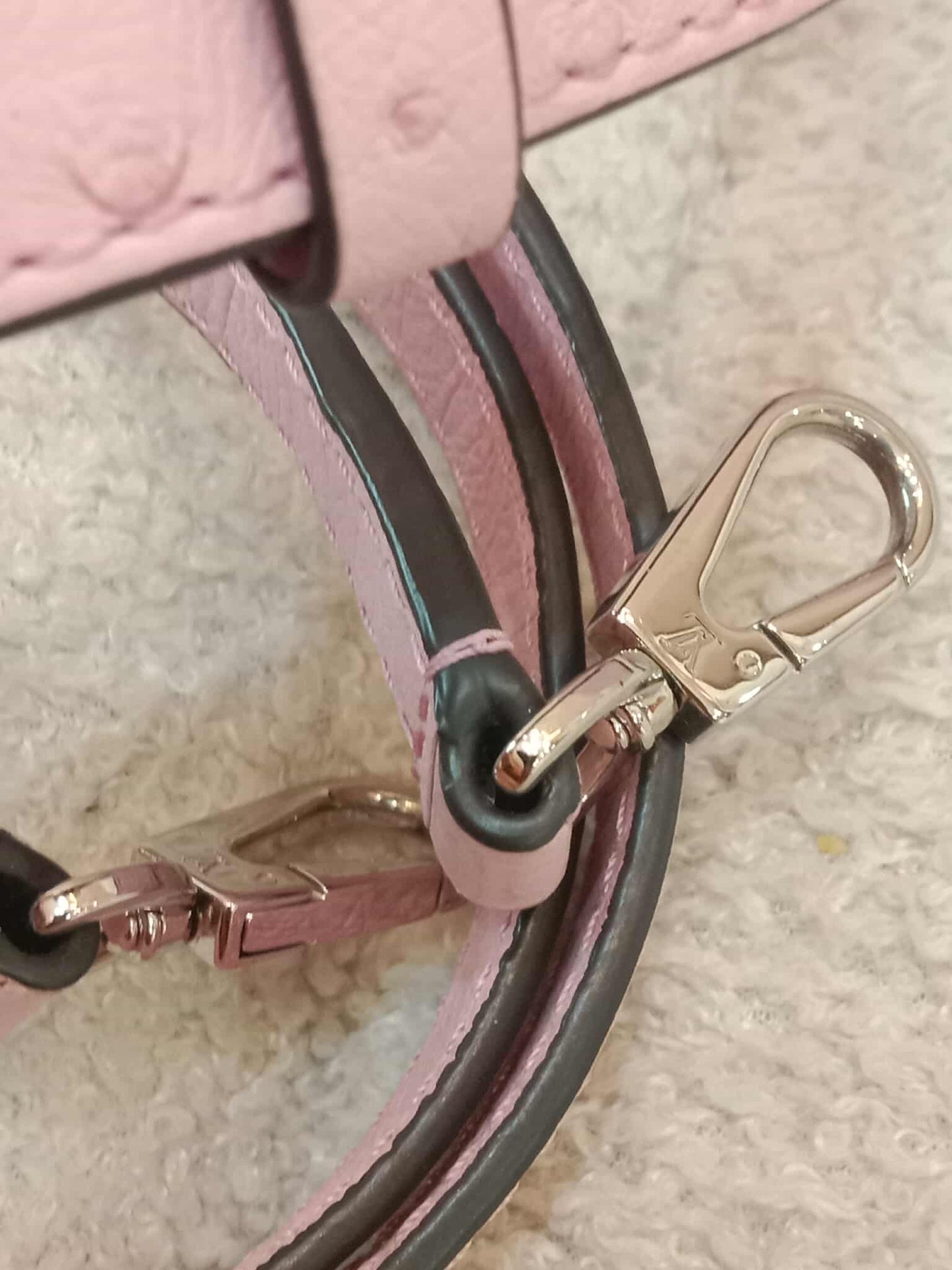 Louis Vuitton Mini Capucine Ostrich Pink