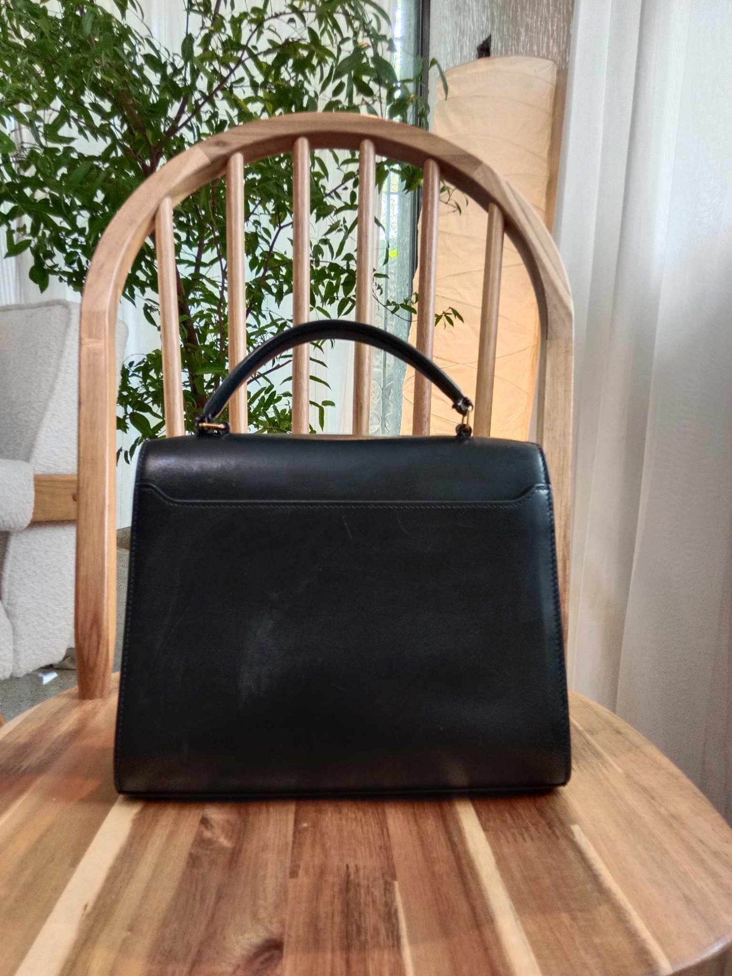 YSL Smooth Calfskin Cassandra Tophandle Bag Black Medium