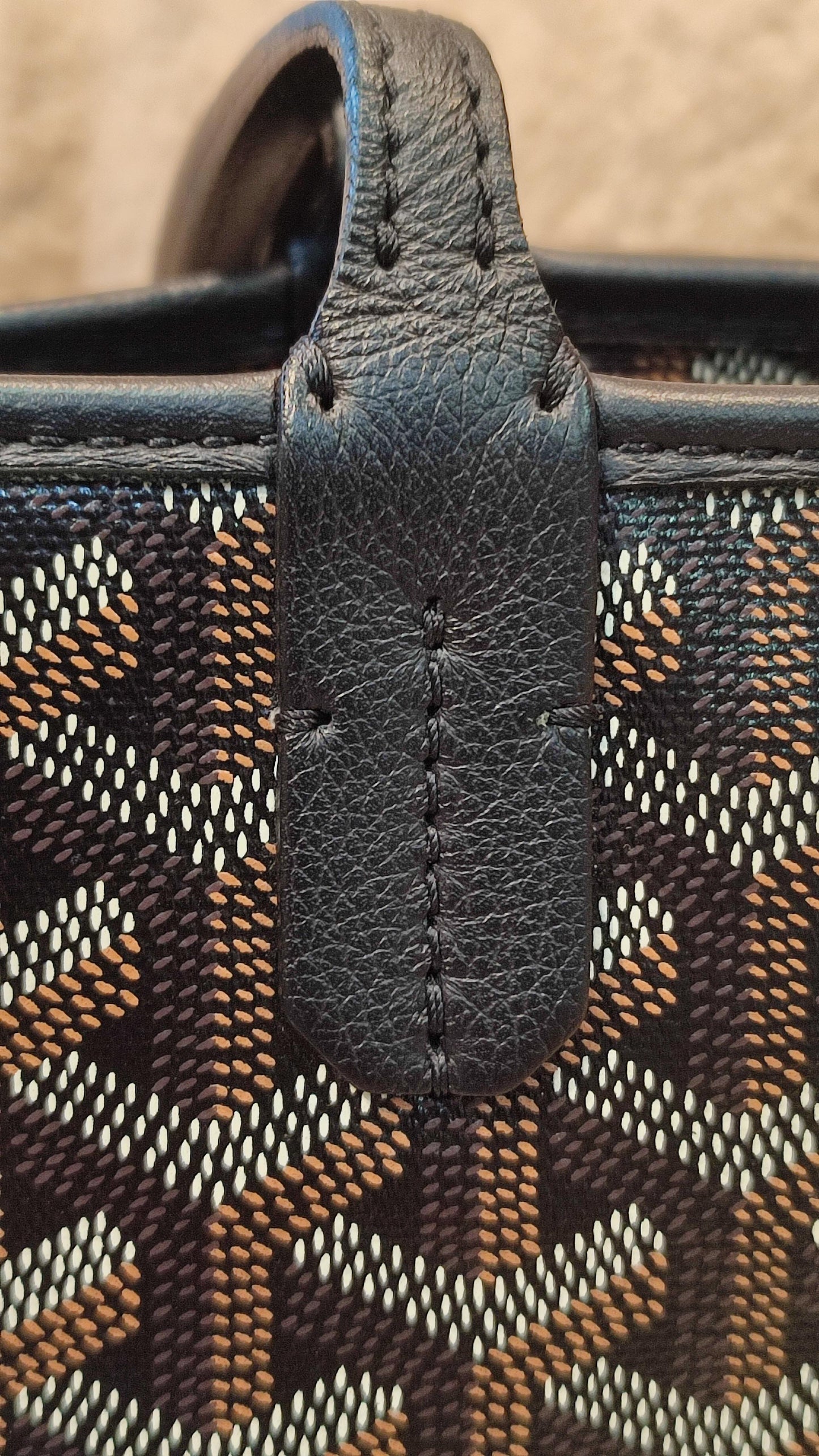 Goyard Artois Black MM