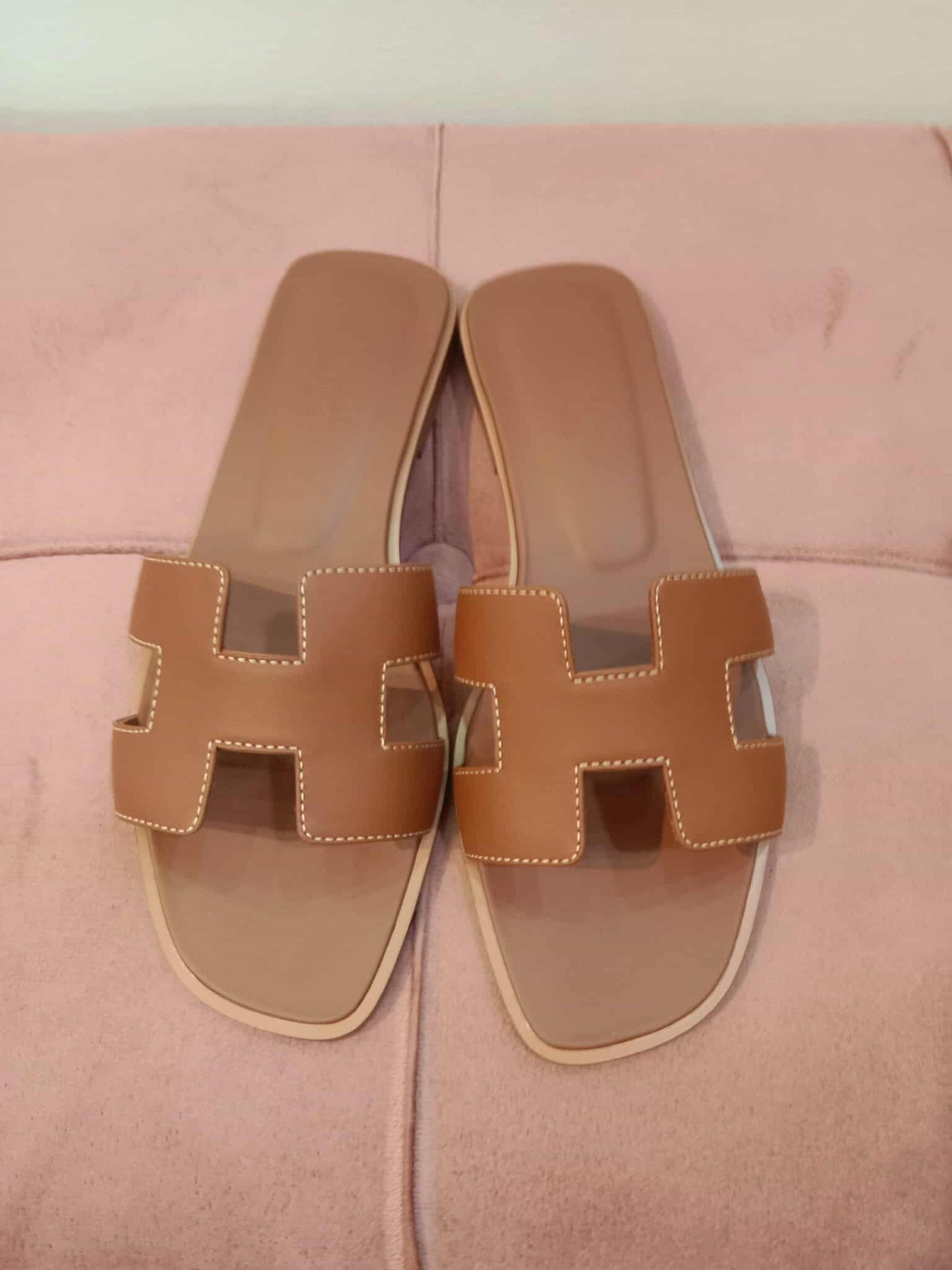 Hermes Oran Gold Size 35 1/2 Brandnew