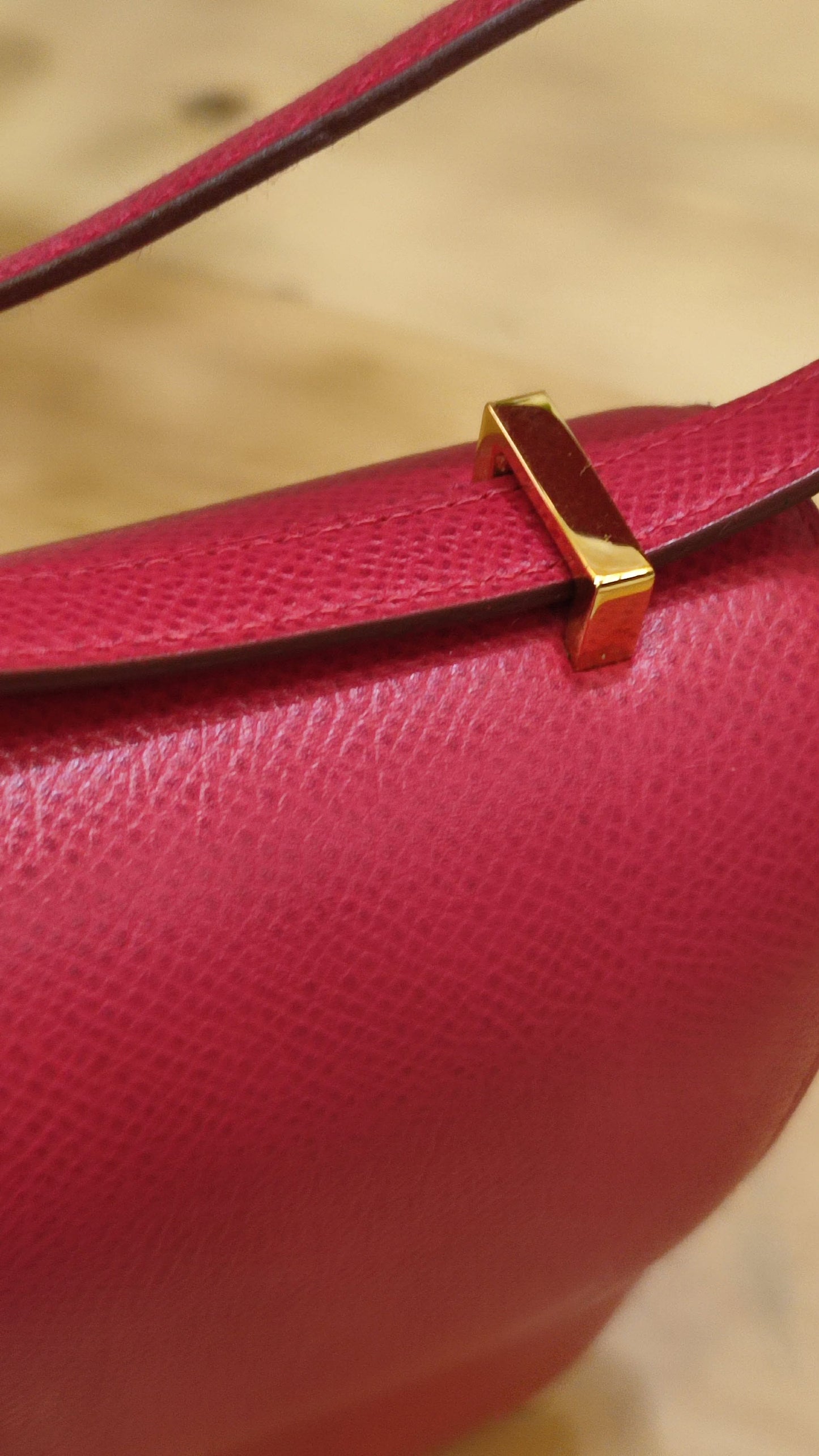 Hermes Constance 18 Red Courchevel Stamp Y Circle 1995