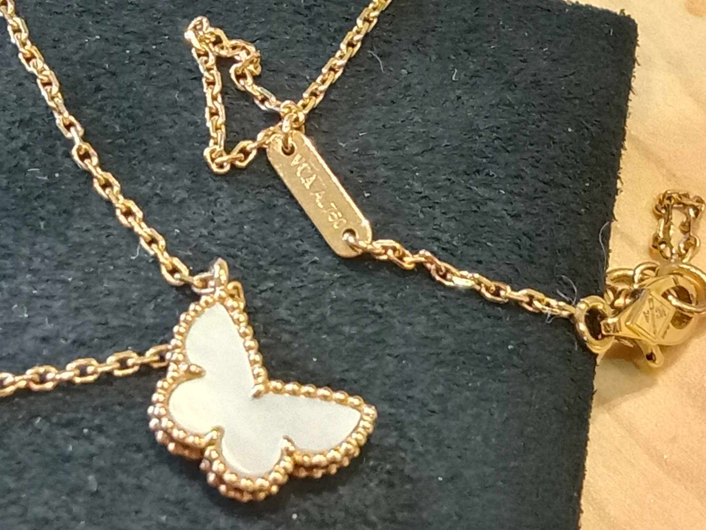 Van Cleef & Arpels Alhambra Butterfly Mother of Pearl 18K Yellow Gold