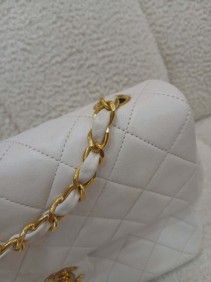 Chanel Matelasse Lambskin Vintage Flap White Series 1
