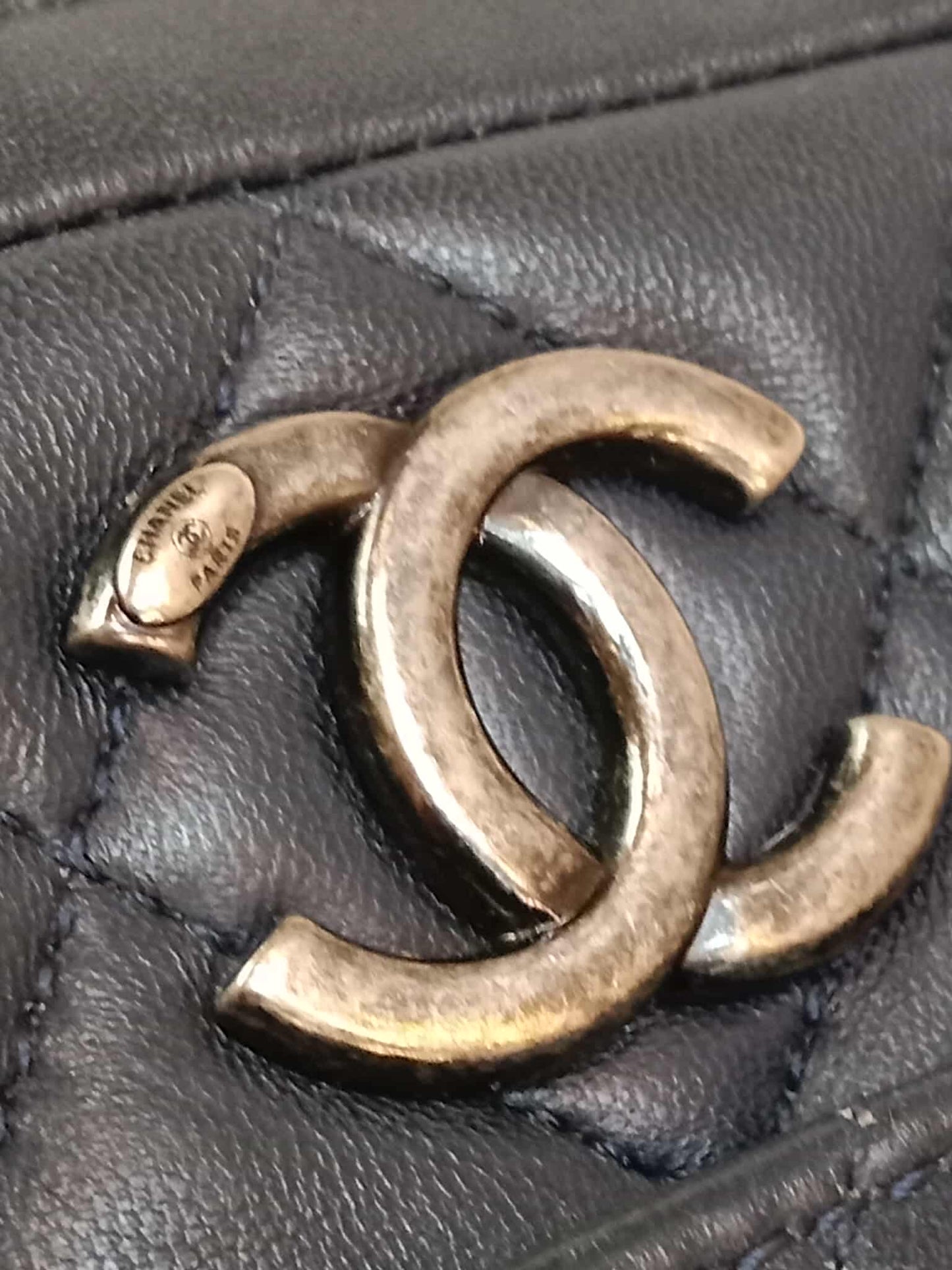 Chanel Trendy CC Bowling Bag Lambskin Series 21