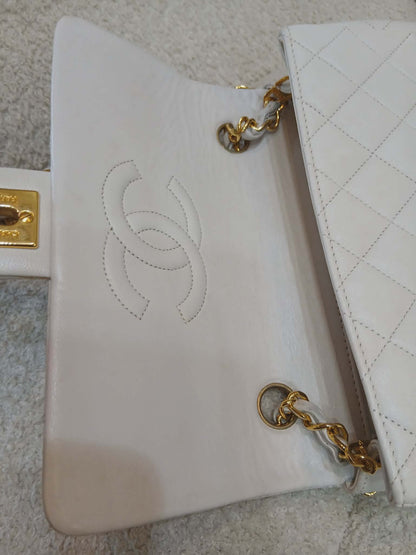 Chanel Matelasse Lambskin Vintage Flap White Series 1