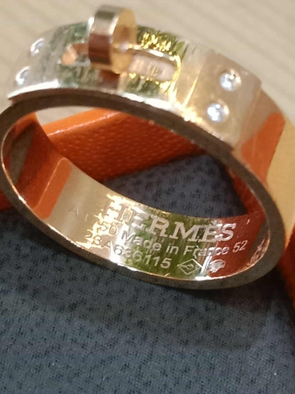 Hermes Kelly Ring in 18K Rose Gold Pave-Set Diamonds on the Clasp Motif