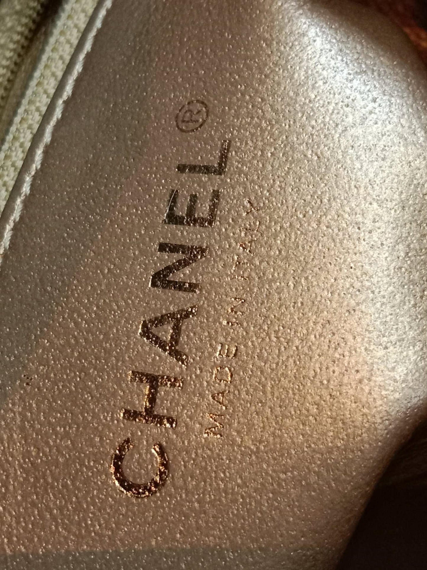 Chanel CC Crossing Leather Chain Shoulder Bag Lambskin Series 23