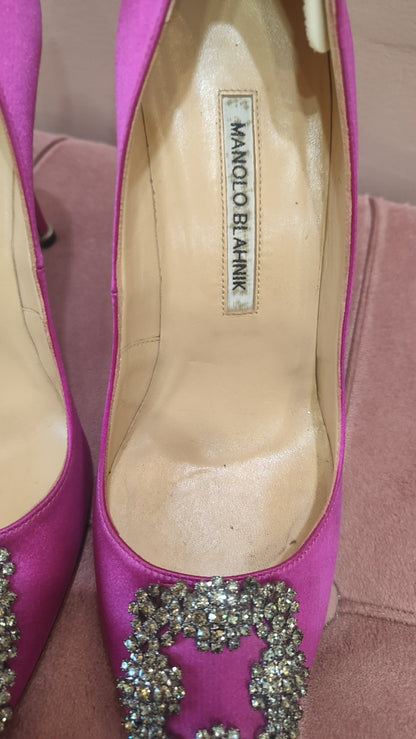 Manolo Blahnik Satin Heels Size 38