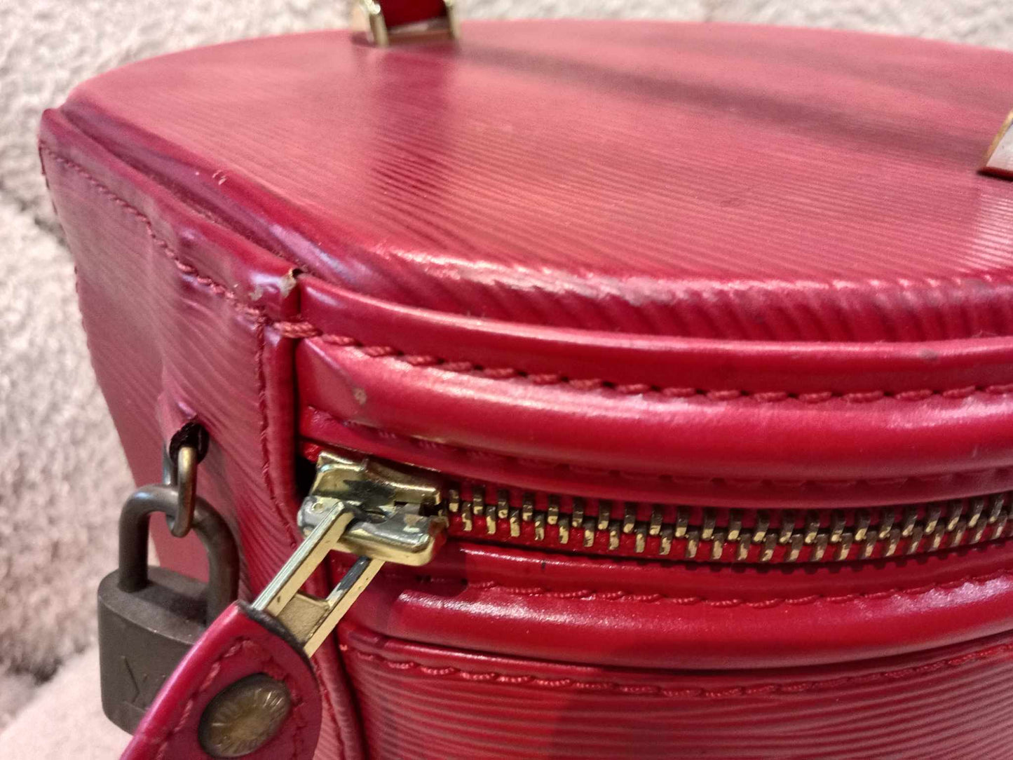 Louis Vuitton Red Epi Cannes Vanity Case