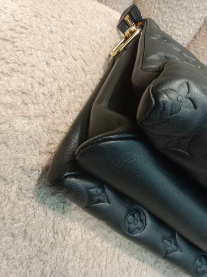 Louis Vuitton Coussin Black