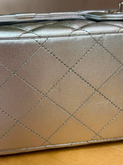Chanel Maxi Single Flap Series 13