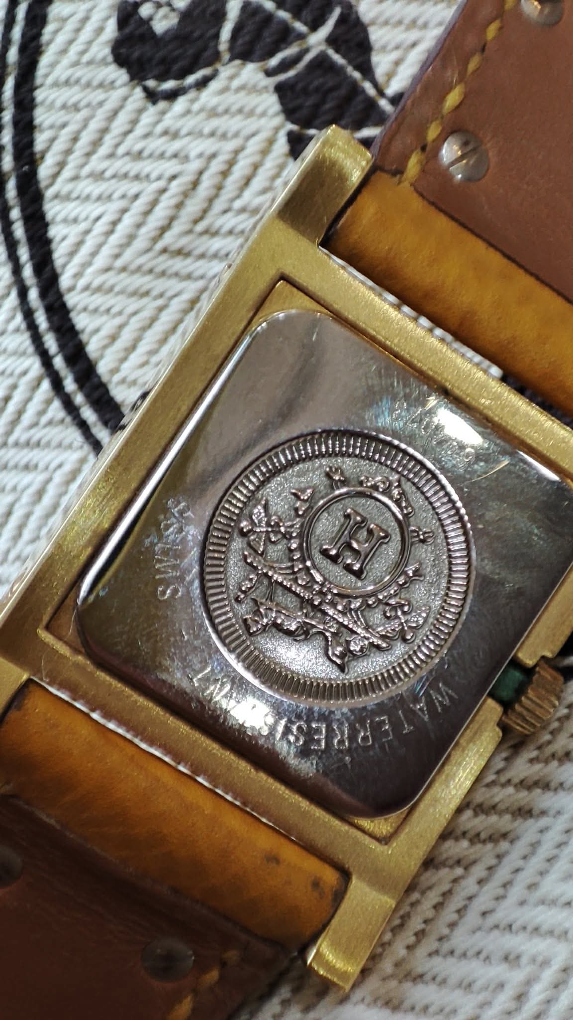 Hermes Vintage Gold Plated Medor Watch Epsom Yellow Stamp Y Circle 1995