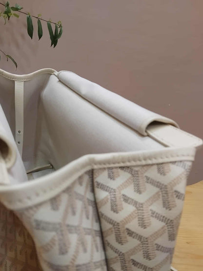 Goyard Bellechasse Biaude White PM