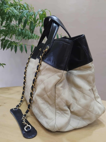 Chanel Mix Shopping Tote Bag Quilted Beige/Black Series 16