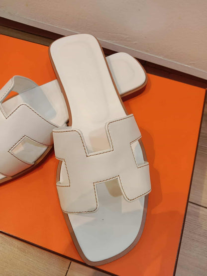 Hermes Oran Blanc Size 37