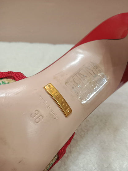 Gucci Kertu Mule Heels Red Patent Leather Trim and Bow Detail Size 36