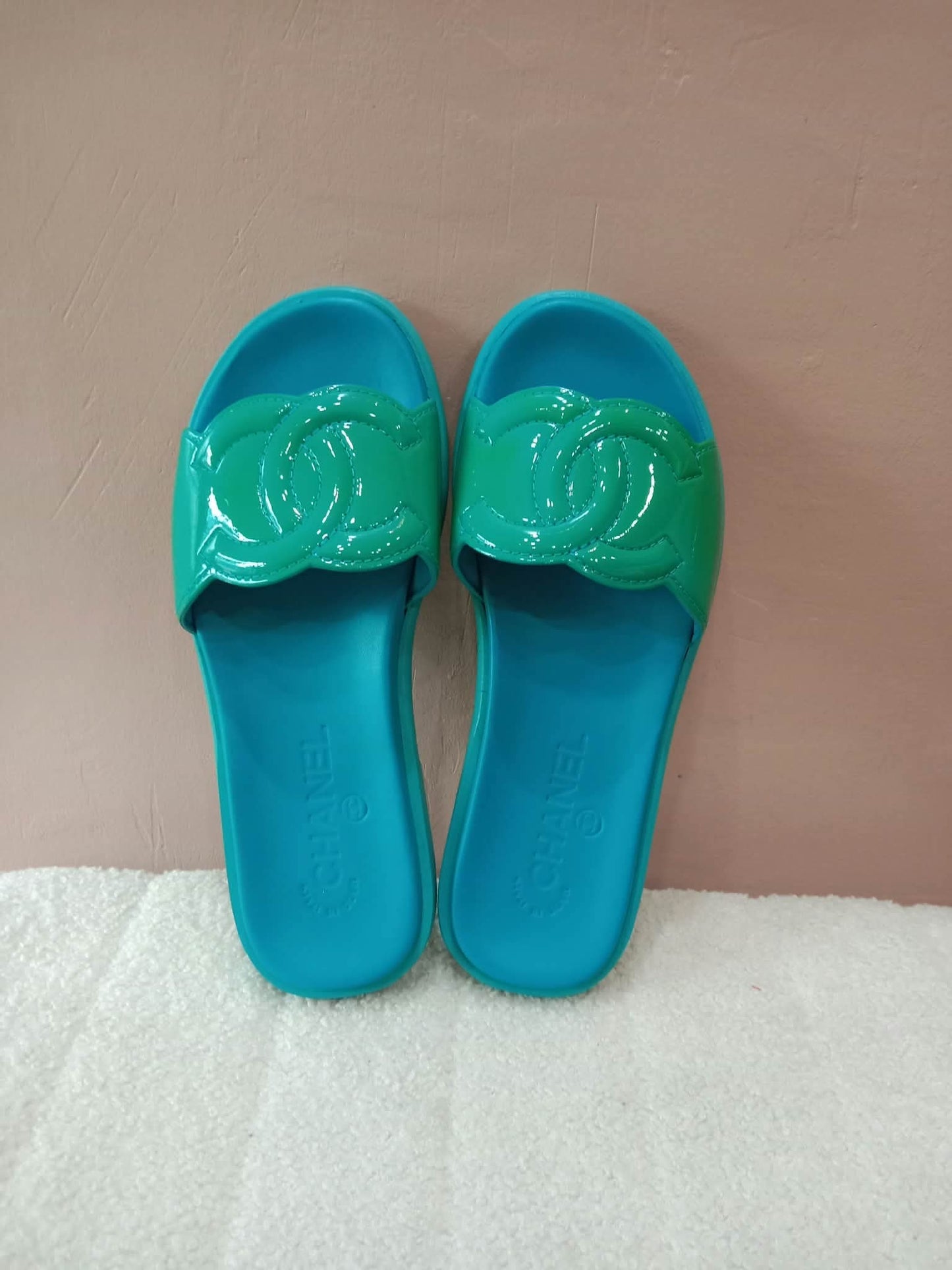 Chanel Turquiose and Green Patent Leather CC Flat Slide Sandals Size 36