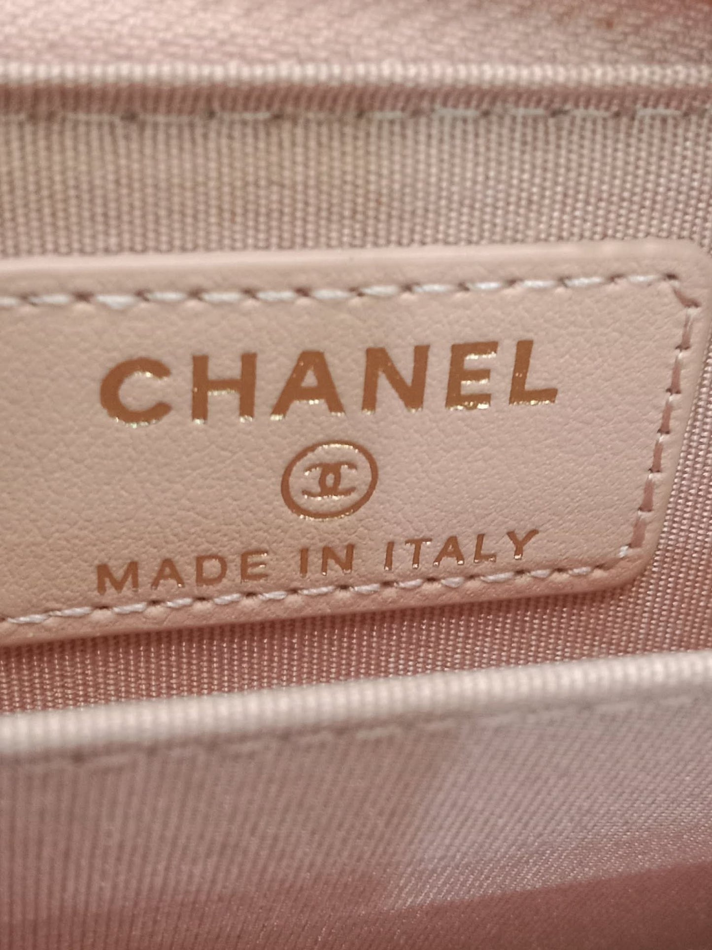 Chanel 19 Wallet Lambskin Pink Series 29