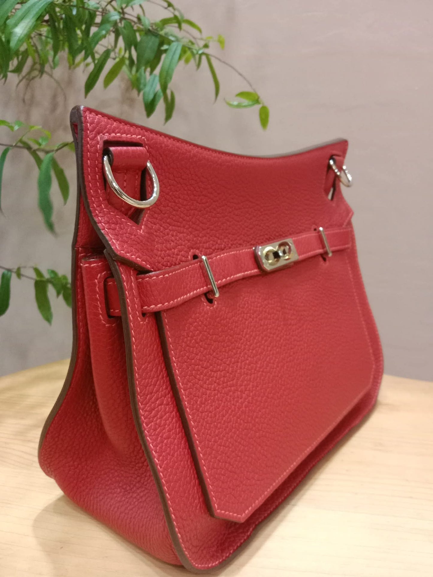 Hermes Jypserie 28 Rouge Casaque Clemence Stamp B 2023